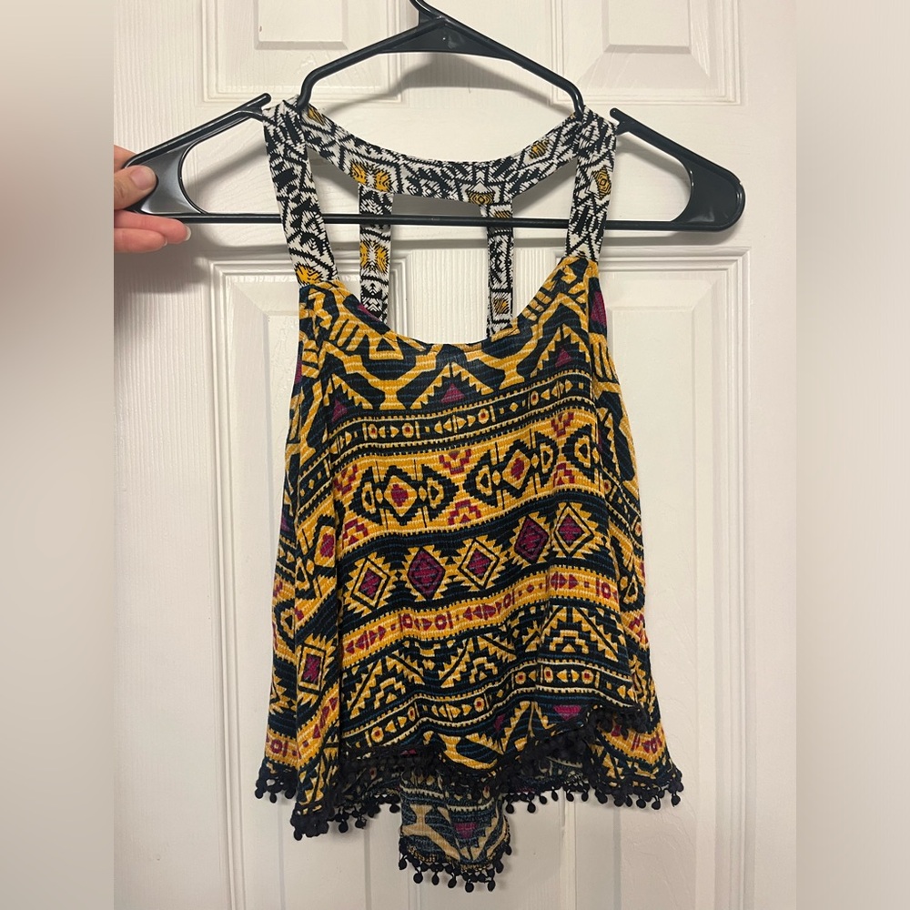 Cute tank top from Xhilaration. Size XS